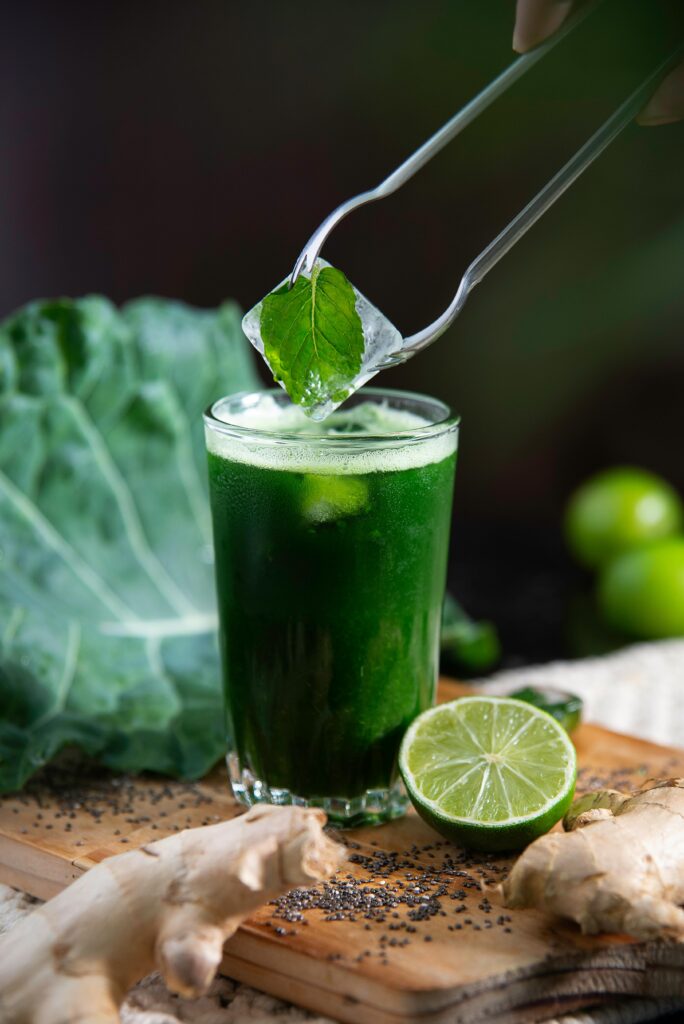 Kale Smoothie That Tastes Good 4