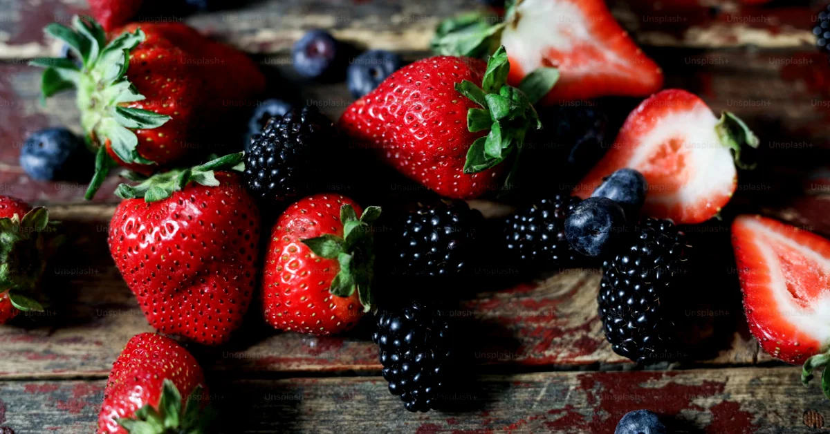 Eating berries everyday benefits